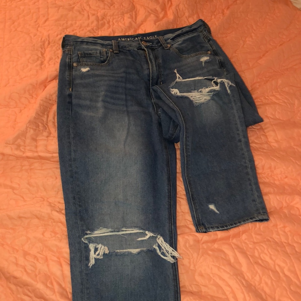 American Eagle Mom Jean